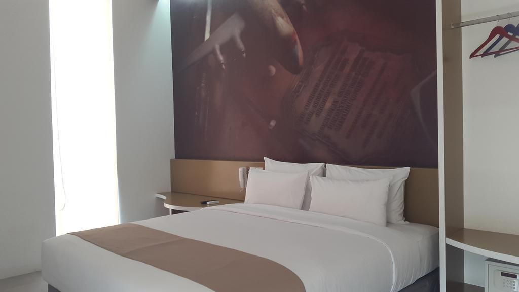 Hotel 88 Kedoya Jakarta Bilik gambar