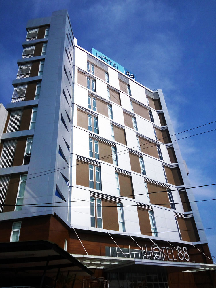 Hotel 88 Kedoya Jakarta Luaran gambar