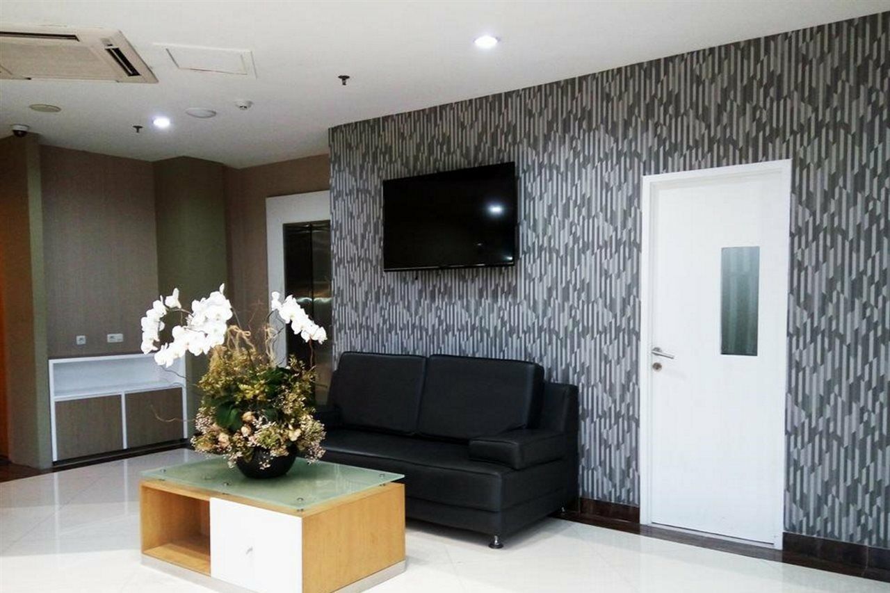 Hotel 88 Kedoya Jakarta Luaran gambar